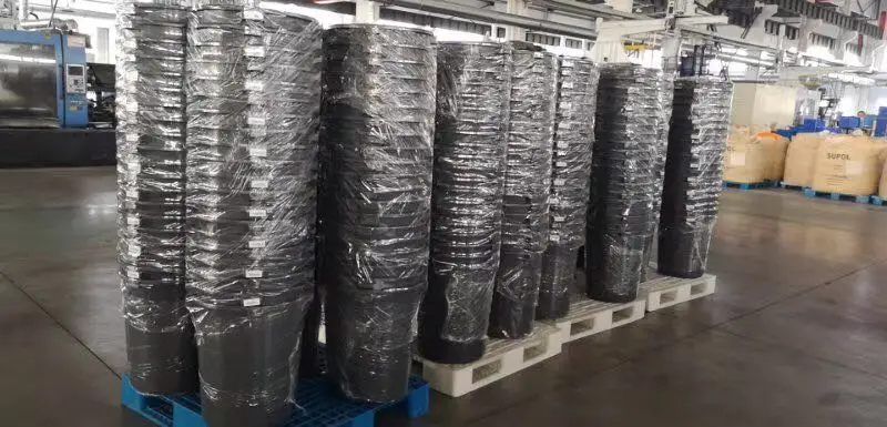 80liter food grade outdoor large plastic water bucket hot sale multifunction round plastic bucket with handle and lid