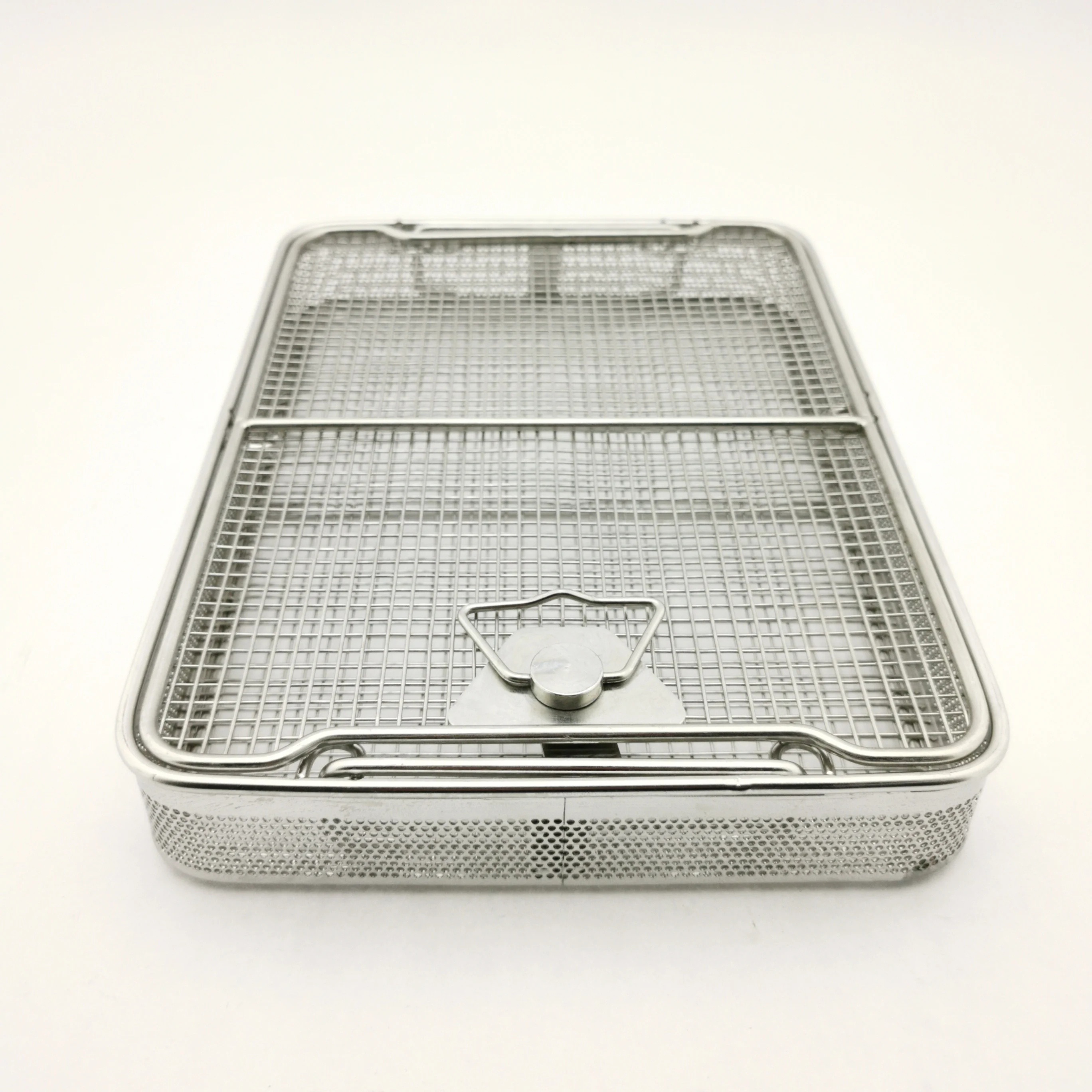 Chinese Hospital metal disinfect basket stainless steel wire basket