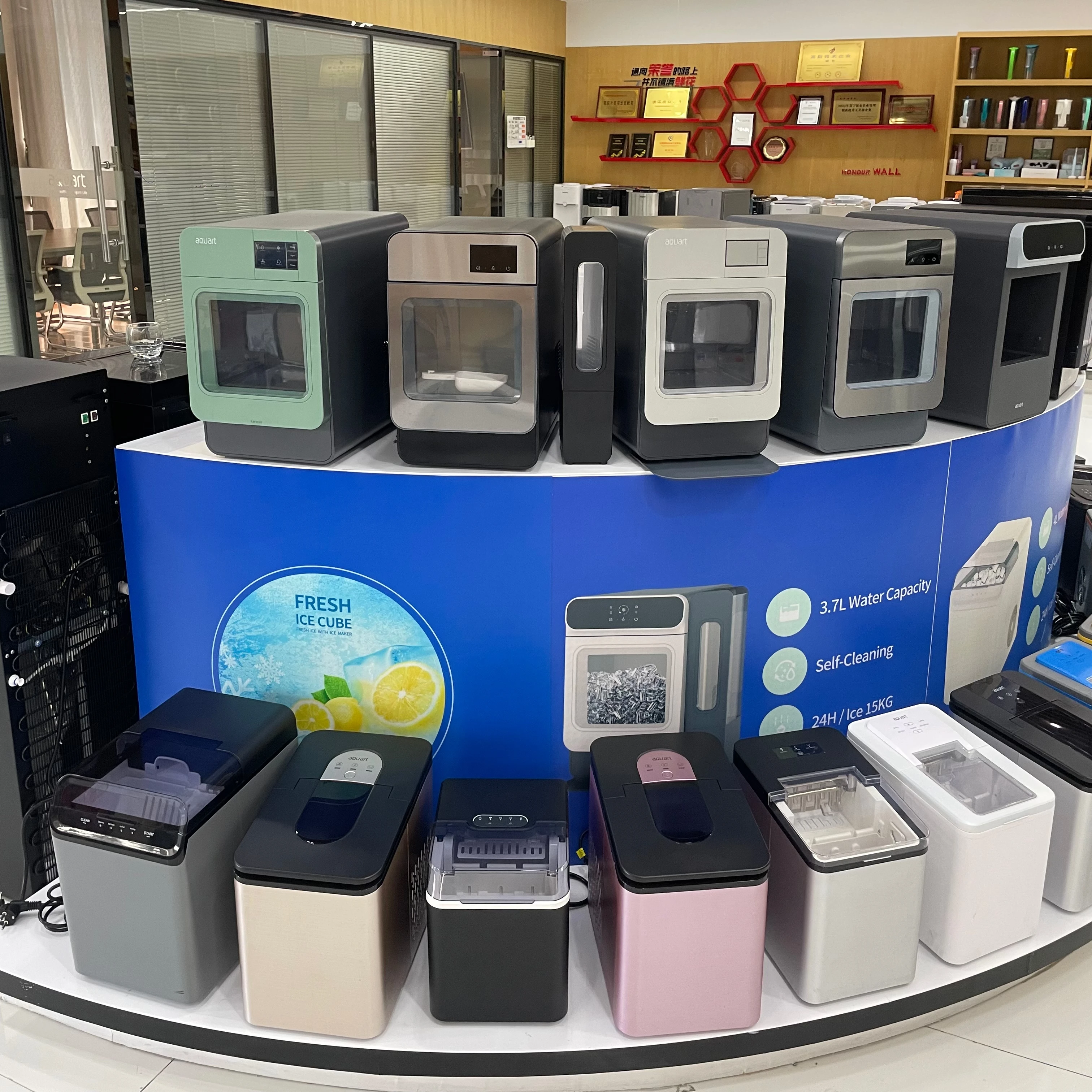 Outdoor camping travel Car refrigerator Car Fridges DC cable AC adapter quick cooling China manufacturer wholesale customization