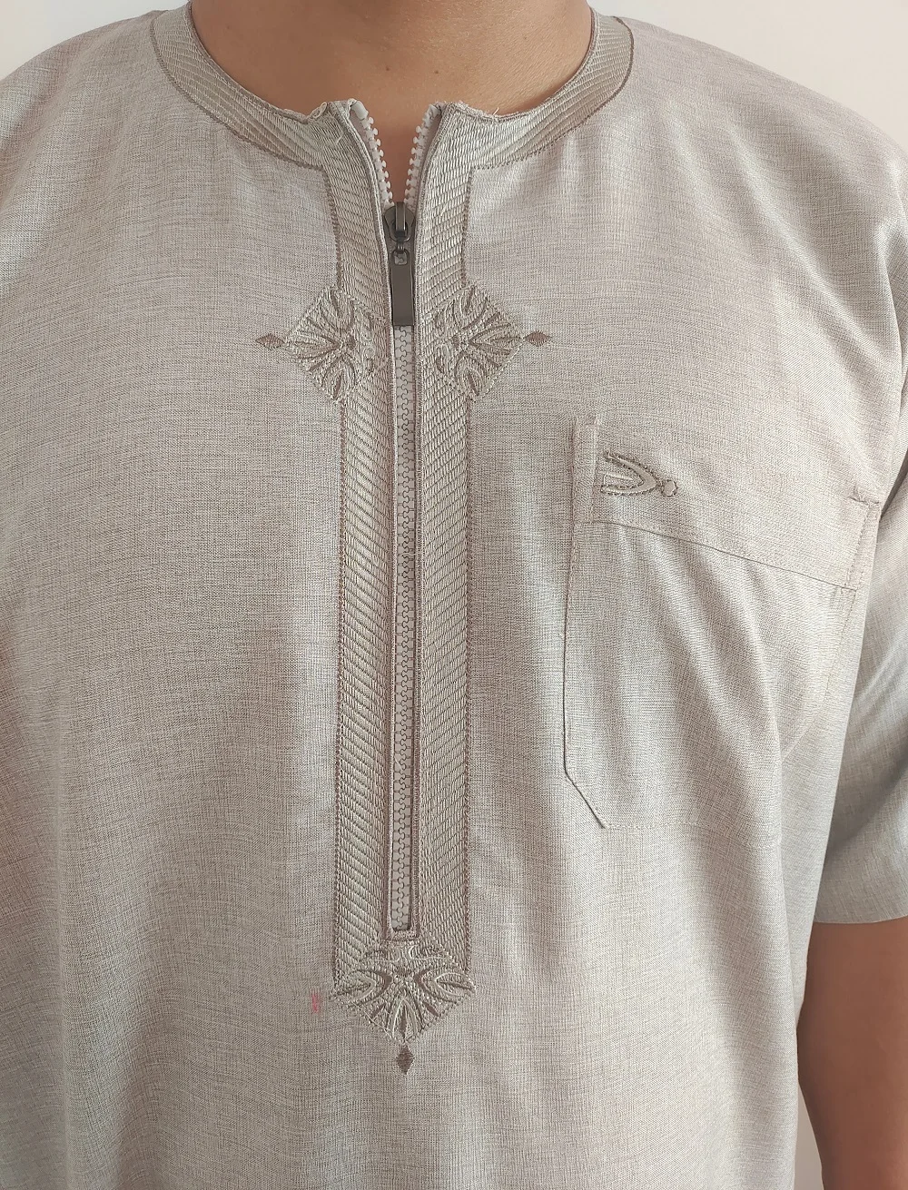 2021 Cotton Fashion Embroidered Half Sleeve Muslim Robe Abaya Men Islamic Clothing