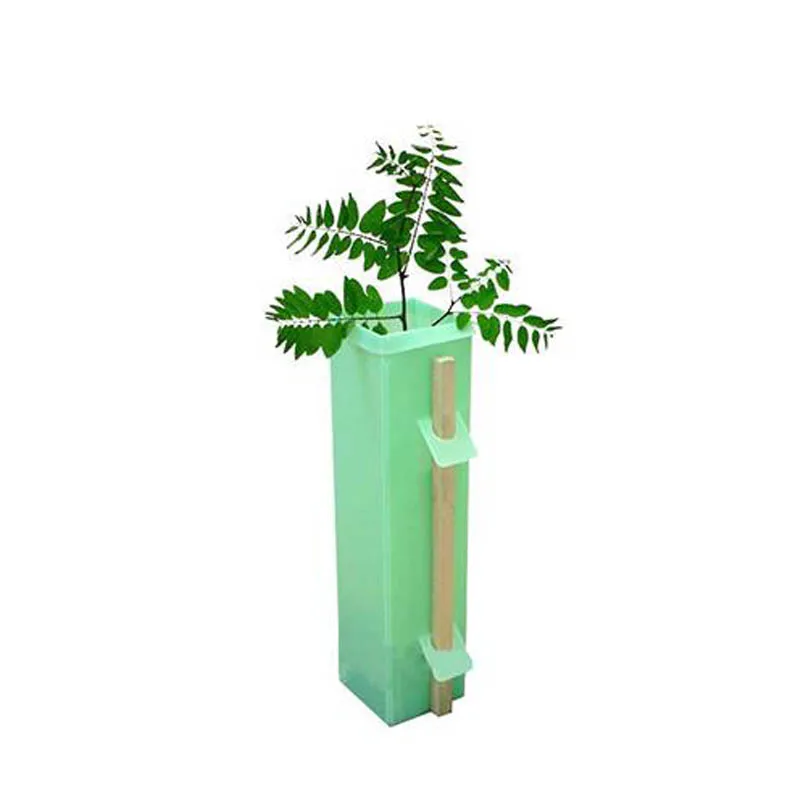 Square/ Round/ Triangle Corrugated plastic Vine Corflute Tree Guard Plant Protector