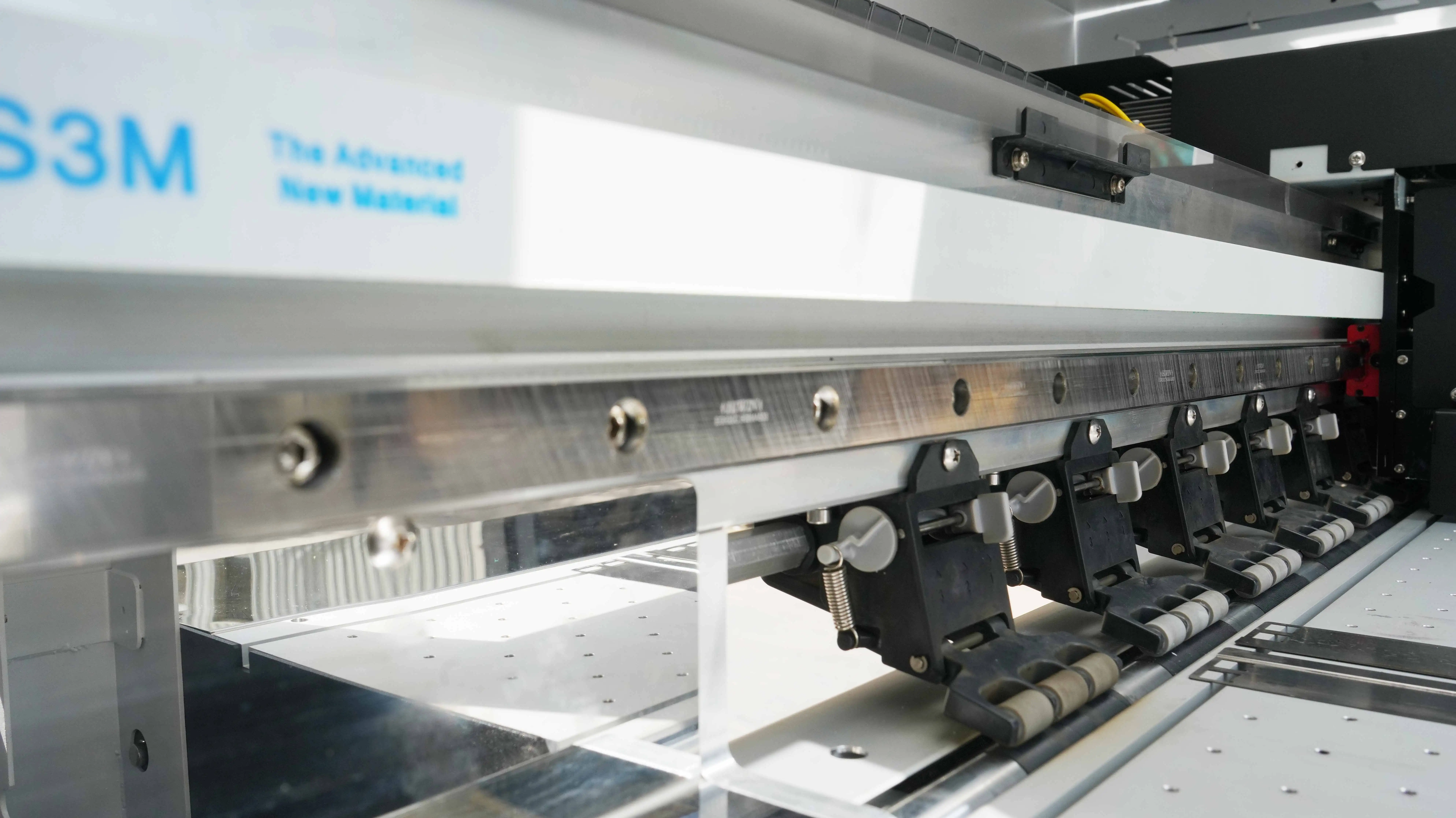 Audley 60 cm High Quality 4-Head Printer Speed EPS I3200 Digital T-Shirt Garment Machine New 1 Year Warranty A1 Plastic Film DTF