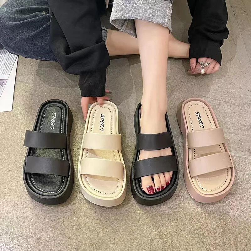 2024 Summer Beach Flat Ladies two band Slippers and Sandals New Design Slide for Women Outdoor