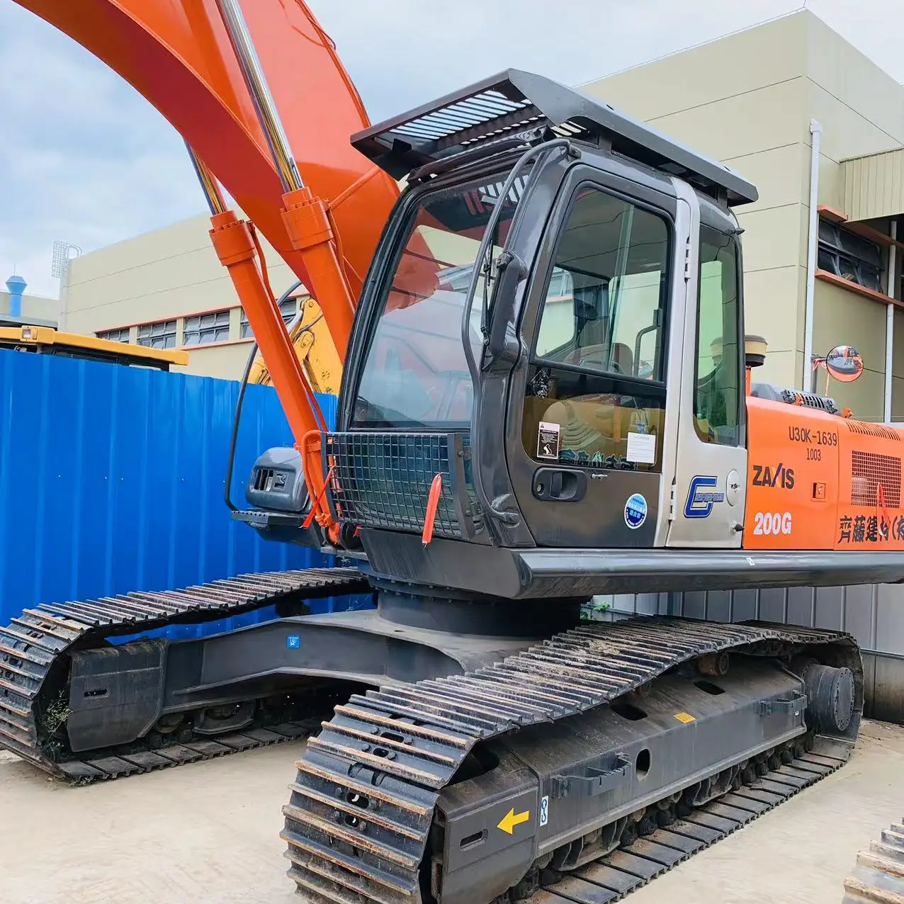 Экскаватор Hitachi Новое поступление оригинальный японский экскаватор ZX200 б/у 20 тонн для продажи