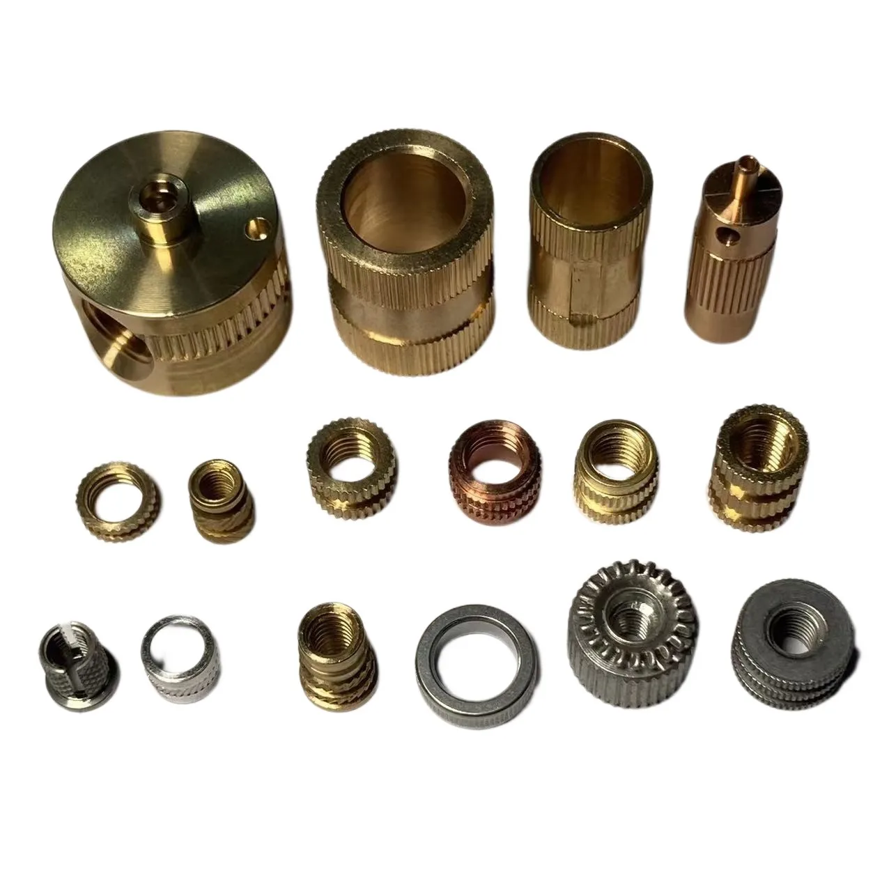 Китайский завод, изготовленный на заказ автоматический токарный станок с ЧПУ, обрабатывающие латунные резьбовые вставки, автомобильные детали, Латунная гайка