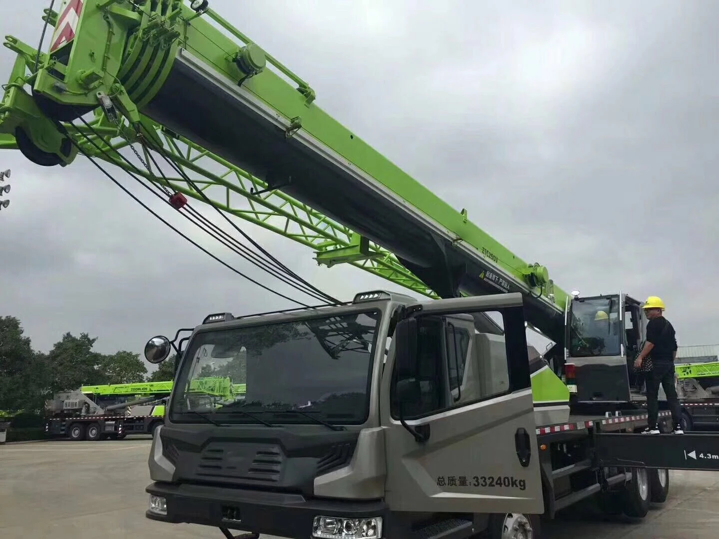 Oriemac 60ton ZTC600V532 хорошая распродажа грузовых кранов в