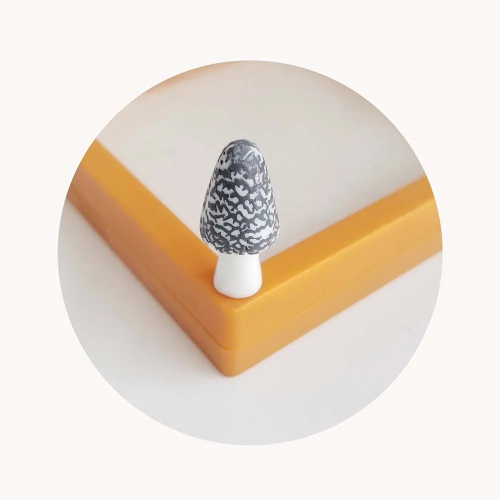 Resin Mushroom Fairy Garden Cute DIY Miniature Scene Ornament Fashion Shooting Props Small Doll house Home Accessories