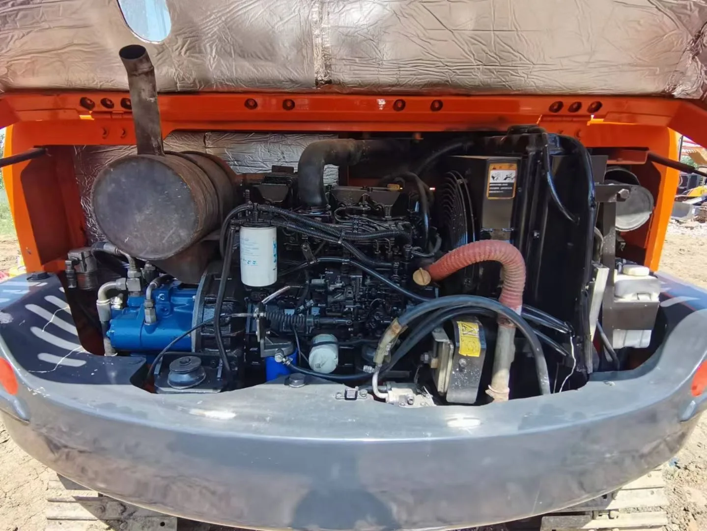 used second hand DOOSAN DX80 Crawler hydraulic excavator digger japan original 8 tons low price