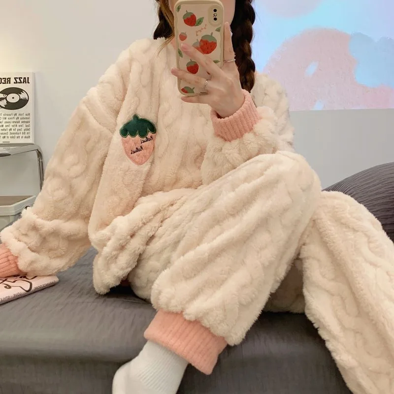 New Coral-wool Pajamas For Ladies Winter Round Collar Suit With Velvet And Thick Winter Thermal Pajamas Cartoon Home Wear