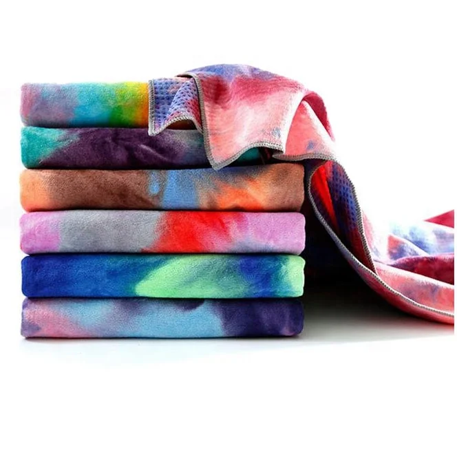 Wholesale print microfiber skid less yoga towel and silicone dot yoga mat towel