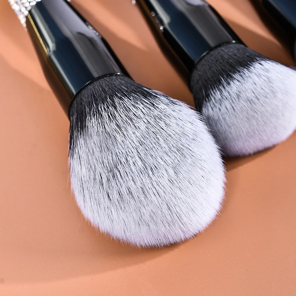 Custom Logo Cosmetic Brush 10 Pcs Diamond Glitter Makeup Brush Set Hair Beauty Foundation Eyes Makeup Brush Set With Bag