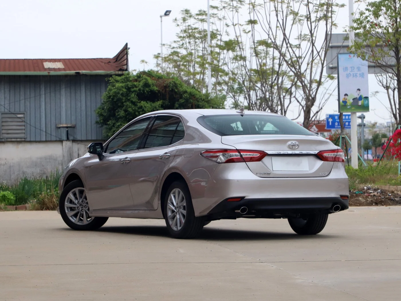 2022 178hp E-cvt Dual Engine 2.5he Elite Plus Edition Hybrid Electric New Energy Vehicles Petrol Gasoline Car for Toyota Camry