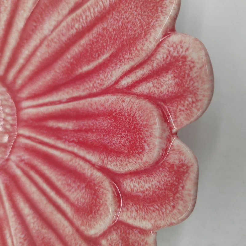 New design red Ceramic porcelain food safe dinning desert flower plate cake stand  dish for holiday display and everyday use