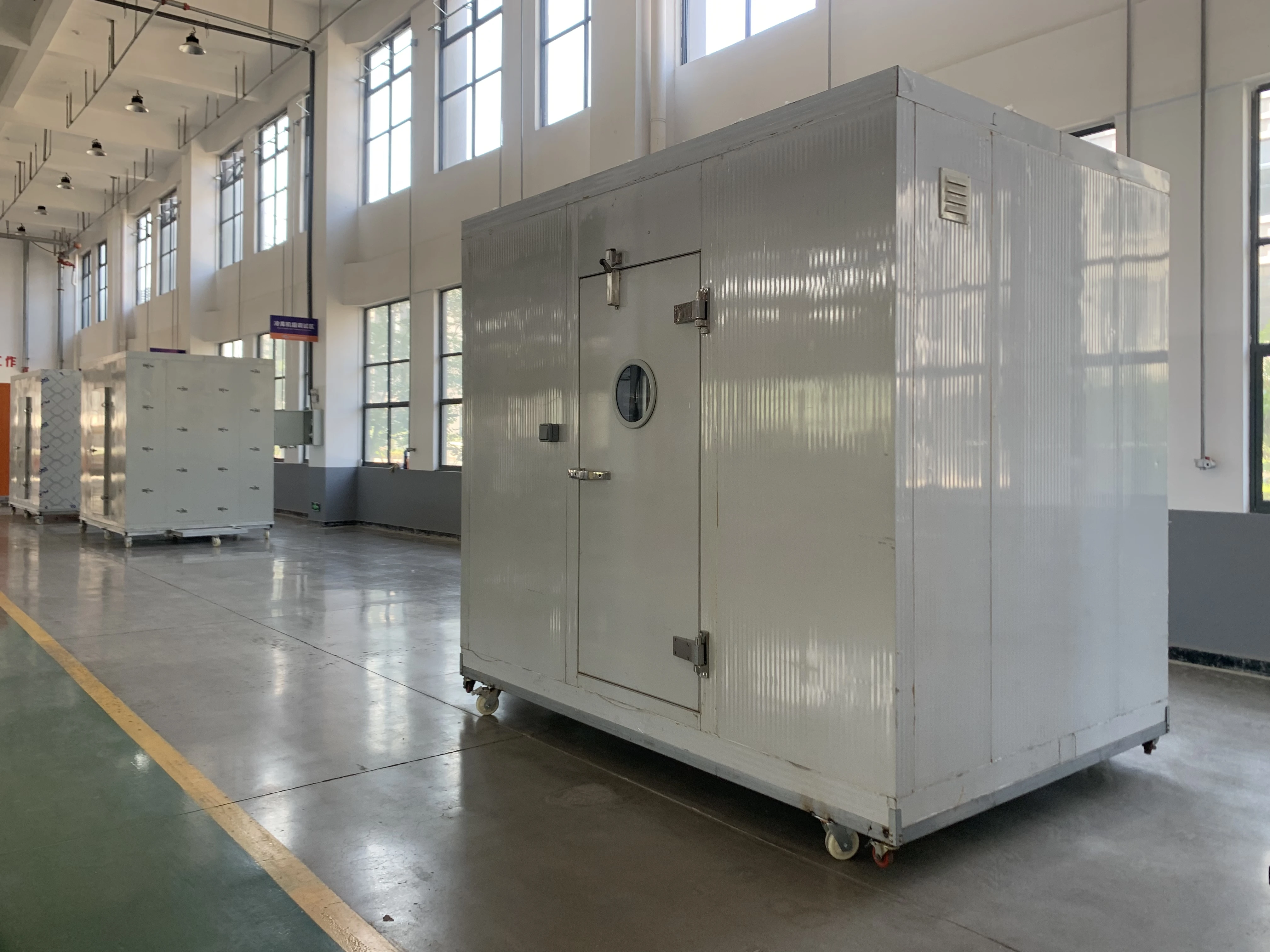 Restaurant food storage freezer containers industrial refrigeration equipment