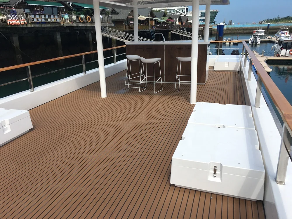 
Solar electric Power House Boat 