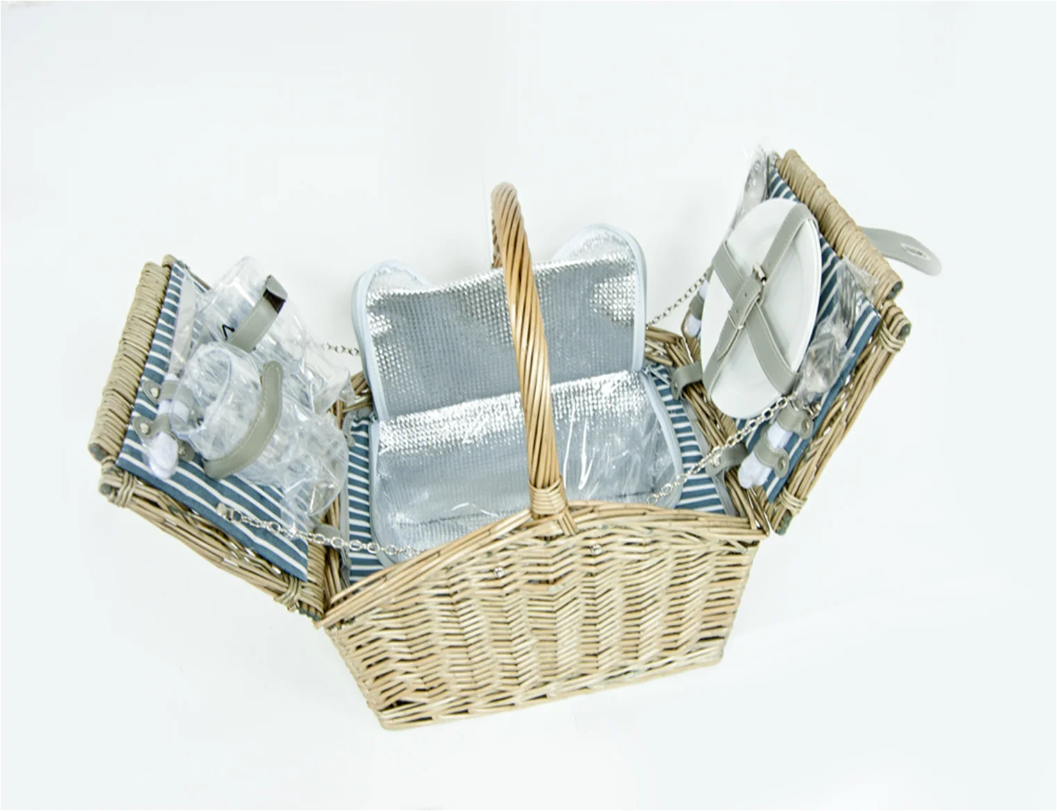 Eco-friendly Natural material handmade rattan wicker willow new design picnic basket  food basket storage basket