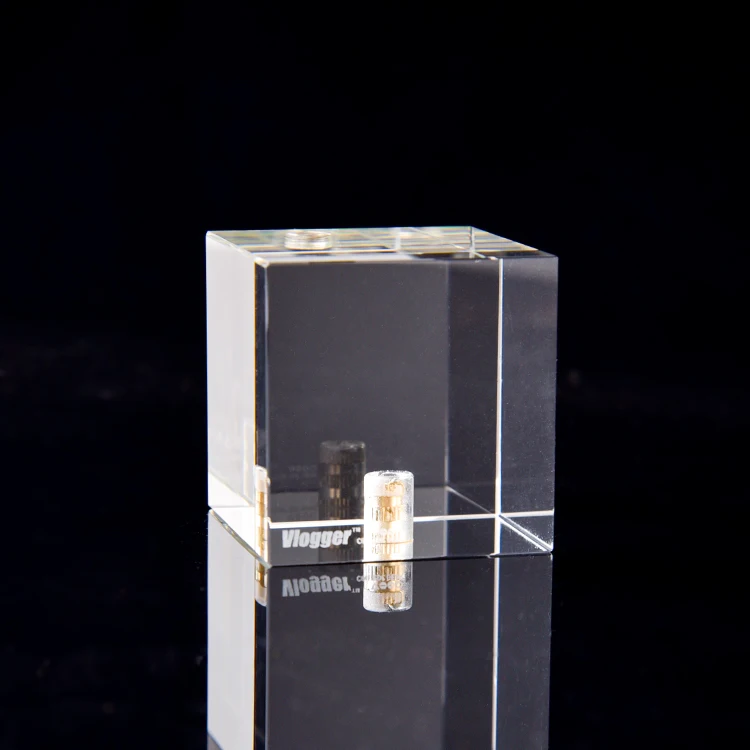 New product  light luxury Factory Price Custom Multiple sizes crystal lamp accessories