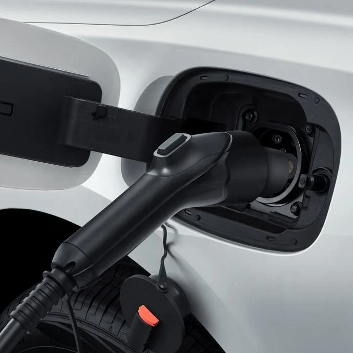 Free wall-mounted back buckle ZR-USO02-3 type 1 AC car charger series AC240V 32A 7.4KW IP67 protection saving energy