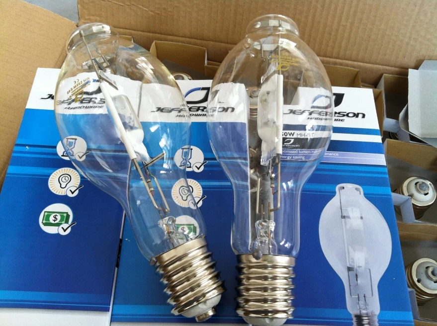 Multi-Vapor Quartz Metal halide lamp ED28 MVR250/U High intensity discharge lamps E39