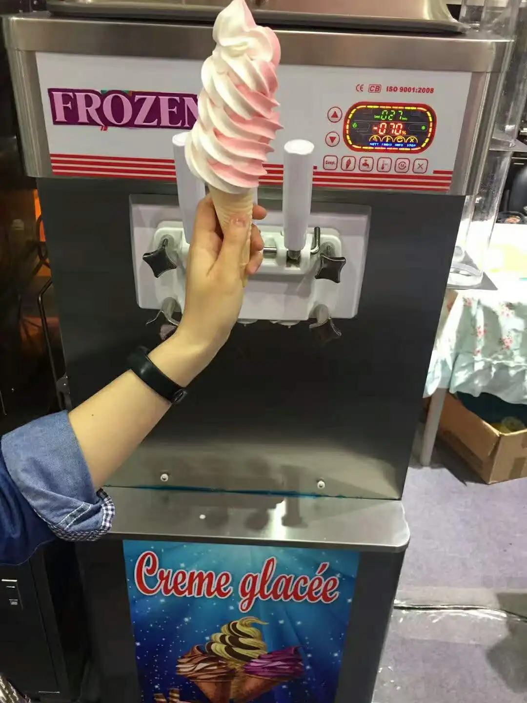 Ali baba top sellers ICM-T332 self service frozen yogurt ice cream machine maker commercial