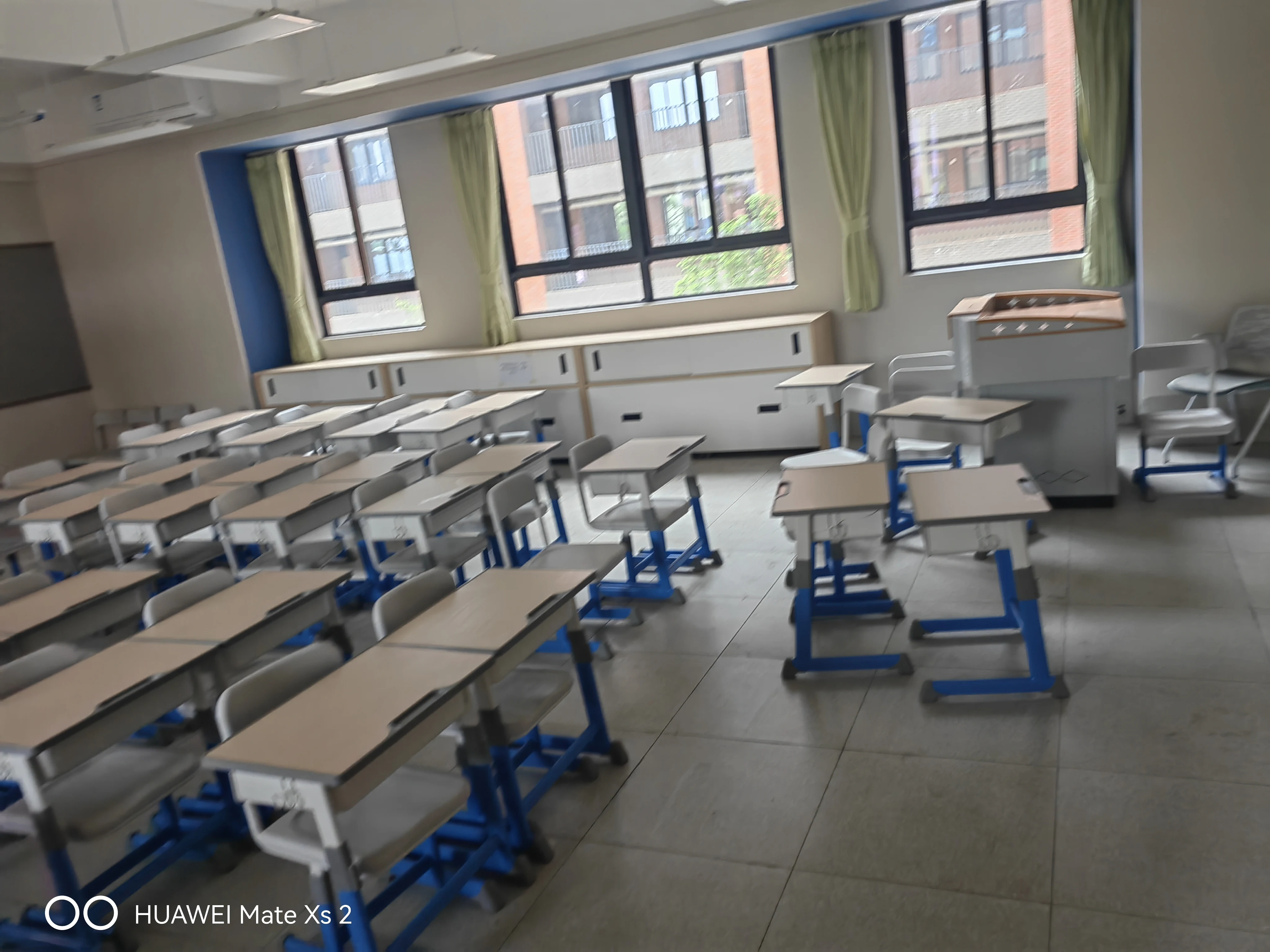 High Quality Control Custom 3D Wooden Cabinet Fixtures For Bookshop Display And School Library