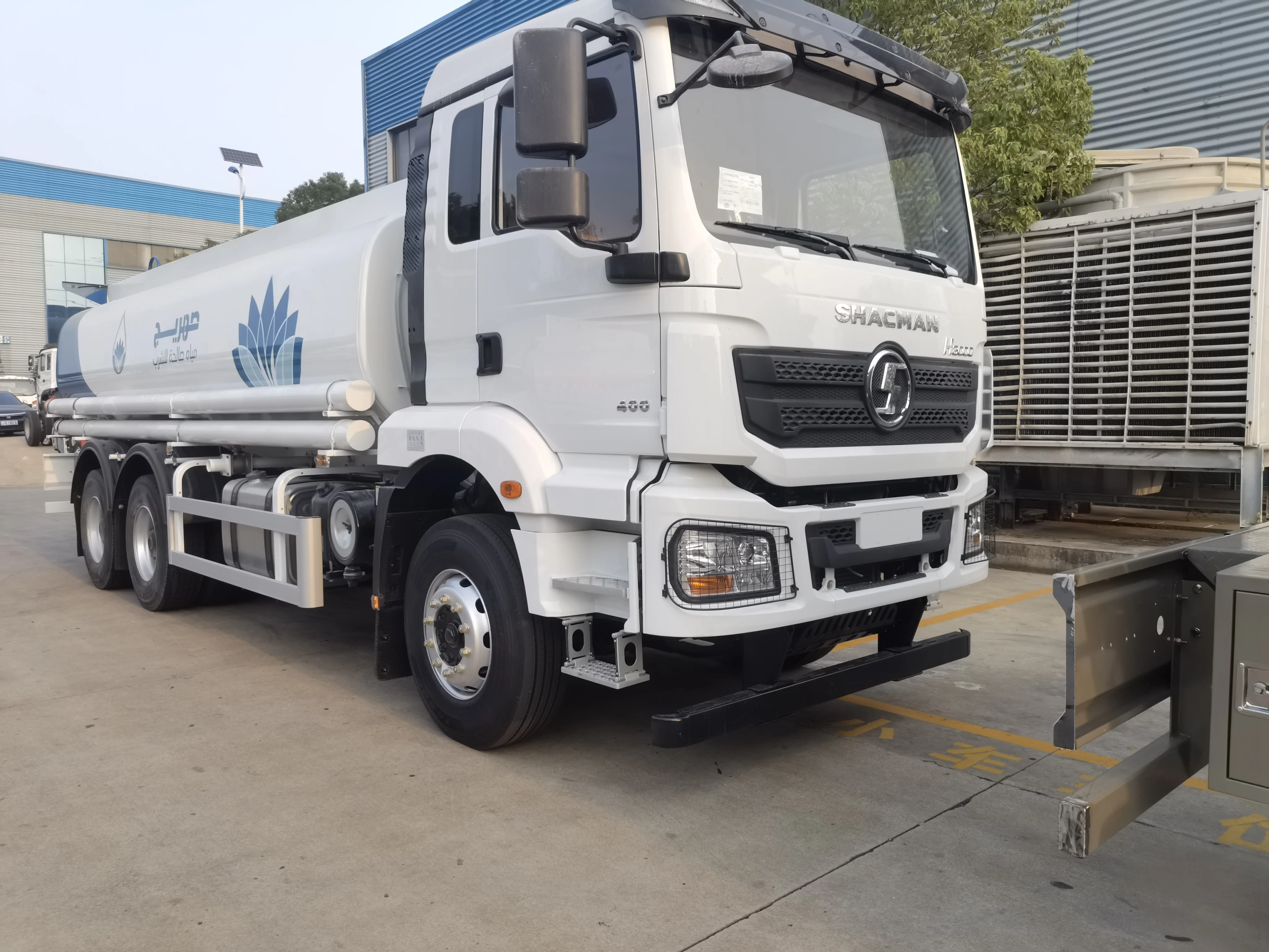2024 High Quality 20000L Shacman 6*4 Transport Water Tanker Truck 340HP Truck For Sale