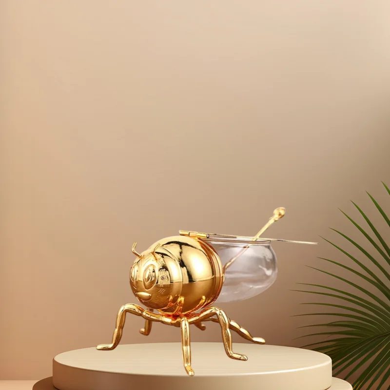 Classics Design Golden Plate Bee shape special tabletop decor honey jar restaurant metal crafts sugar salt sweet pot with spoon