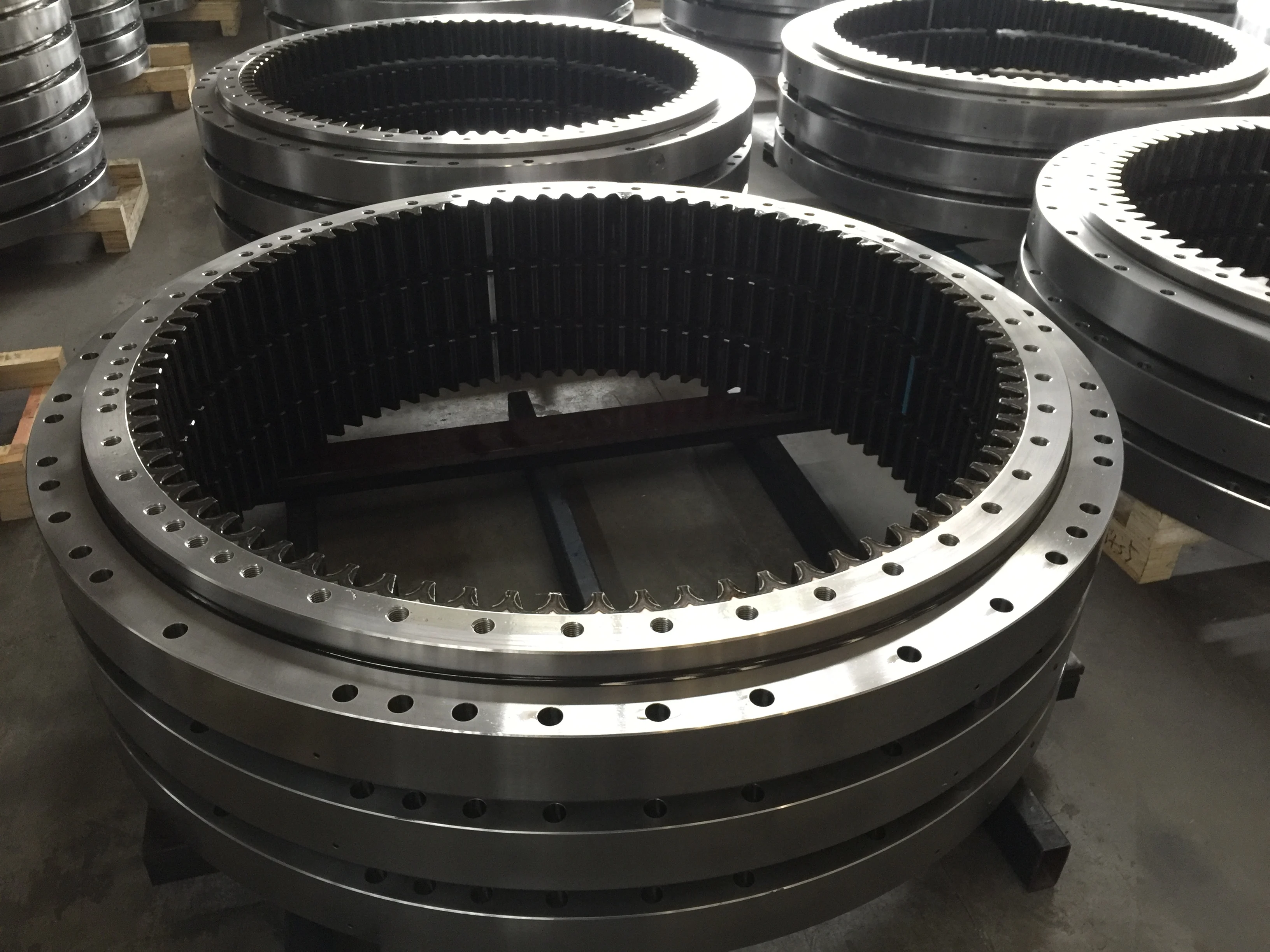 Internal Gear Caterpillar  Slewing Bearing Light Slewing Ring Bearing Ring Slew For CAT Excavator