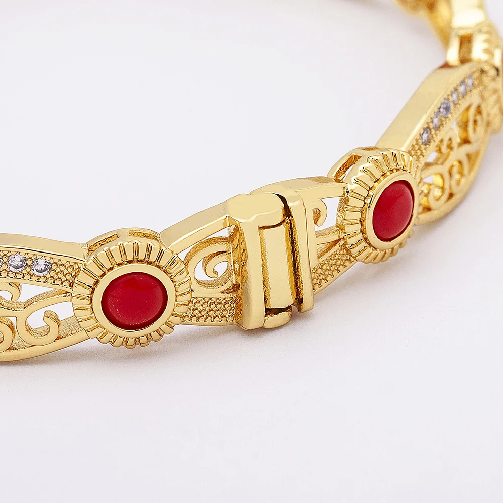 Vintage Indian Style Hollowed Out Gold Bracelets for Women Cubic Zircon Round Design Charm Bangles Wedding Party Jewelry Gift
