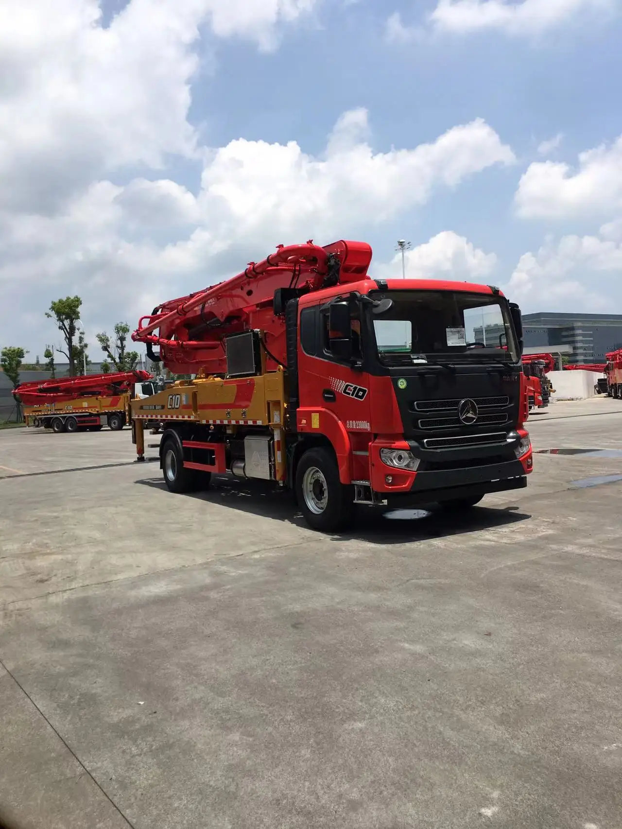 China Top Brand 56m Concrete Pump Truck SYM5449THBF 560C-8A for sale