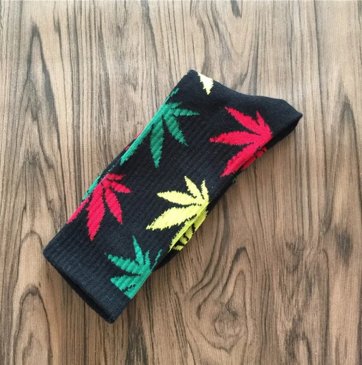 
Cheap Women Men Ankle Maple Sock Hemp Meias Leaf Female Spring Summer Autumn Skateboard Hip Hop Socks 