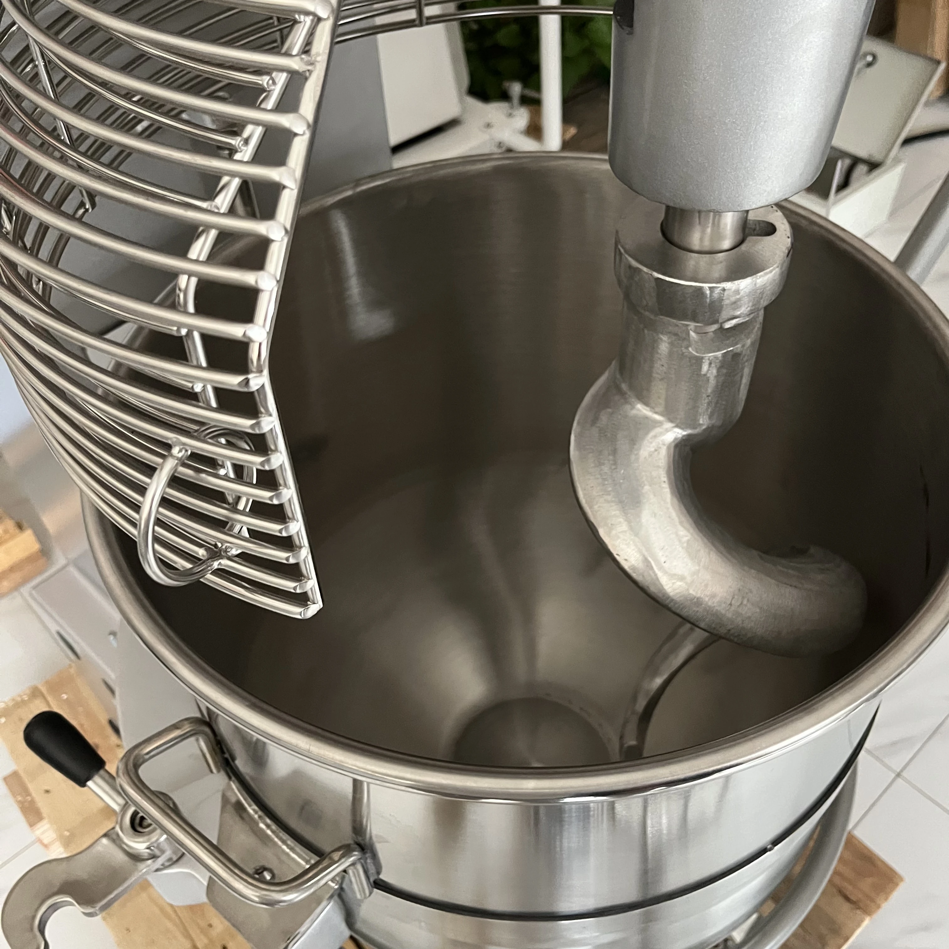 Multi Function cake mixer machine commercial included trolley 80l spiral bread dough mixer