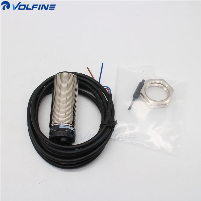 Новый датчик приближения Sn 10 мм 120-3000 U/мин 24-240 В AC/DC 2 м XSAV12801