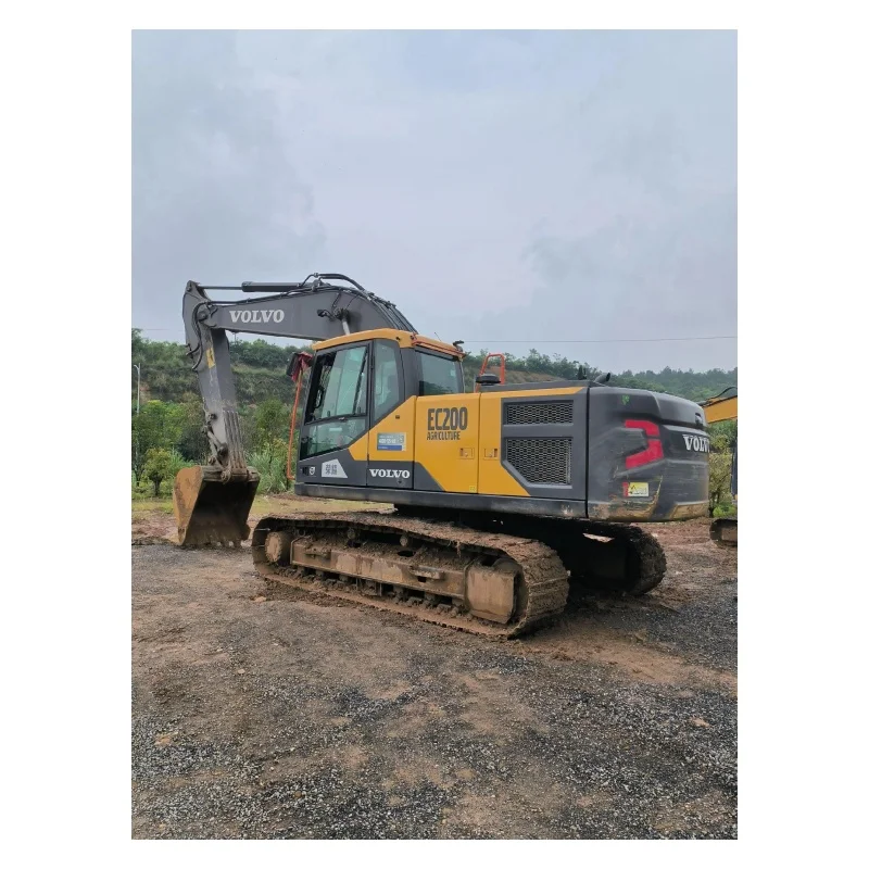 Classic Used Original Volvo EC200 Excavator Used Volvo 20 Tons of Medium Excavator Spot Sale