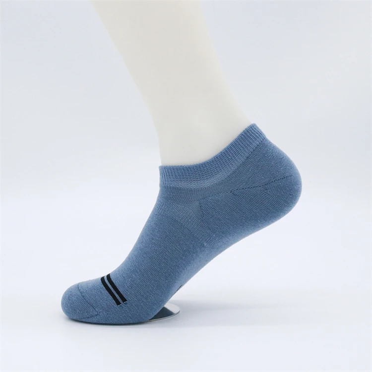 Chinese Factory Outlet in Summer Light Sweat Absorbent Cotton Ankle Socks For Men