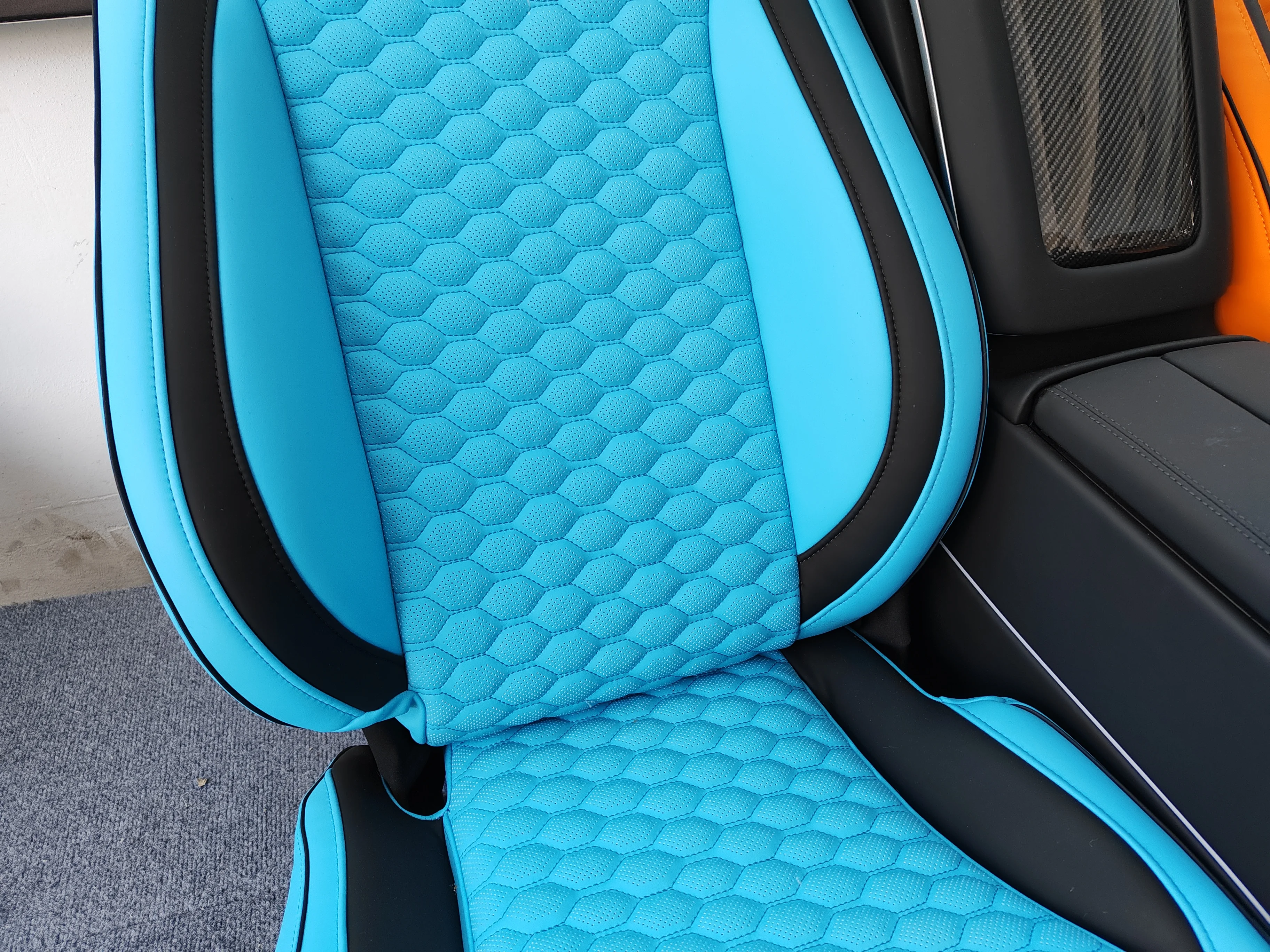 G Class Auto Parts  luxury  upgrade customized interior accessories kit vip rear seat for cars G350 G500 G63  g65 W463  g wagon