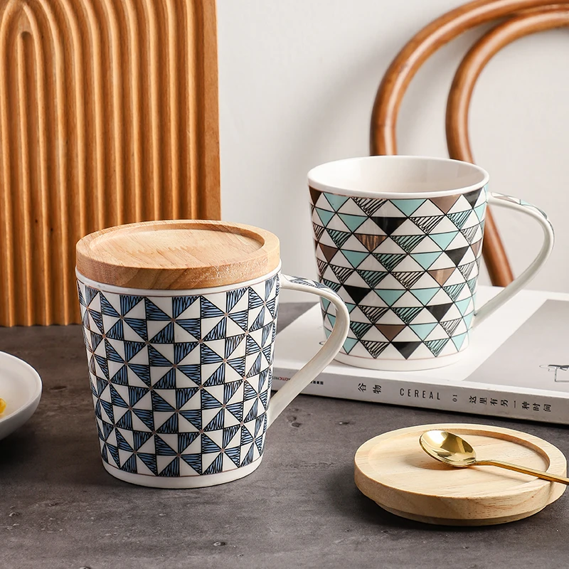 Nordic 550mL Triangle Shape Design Ceramic Mug with Wooden Cover Travel Mugs for home