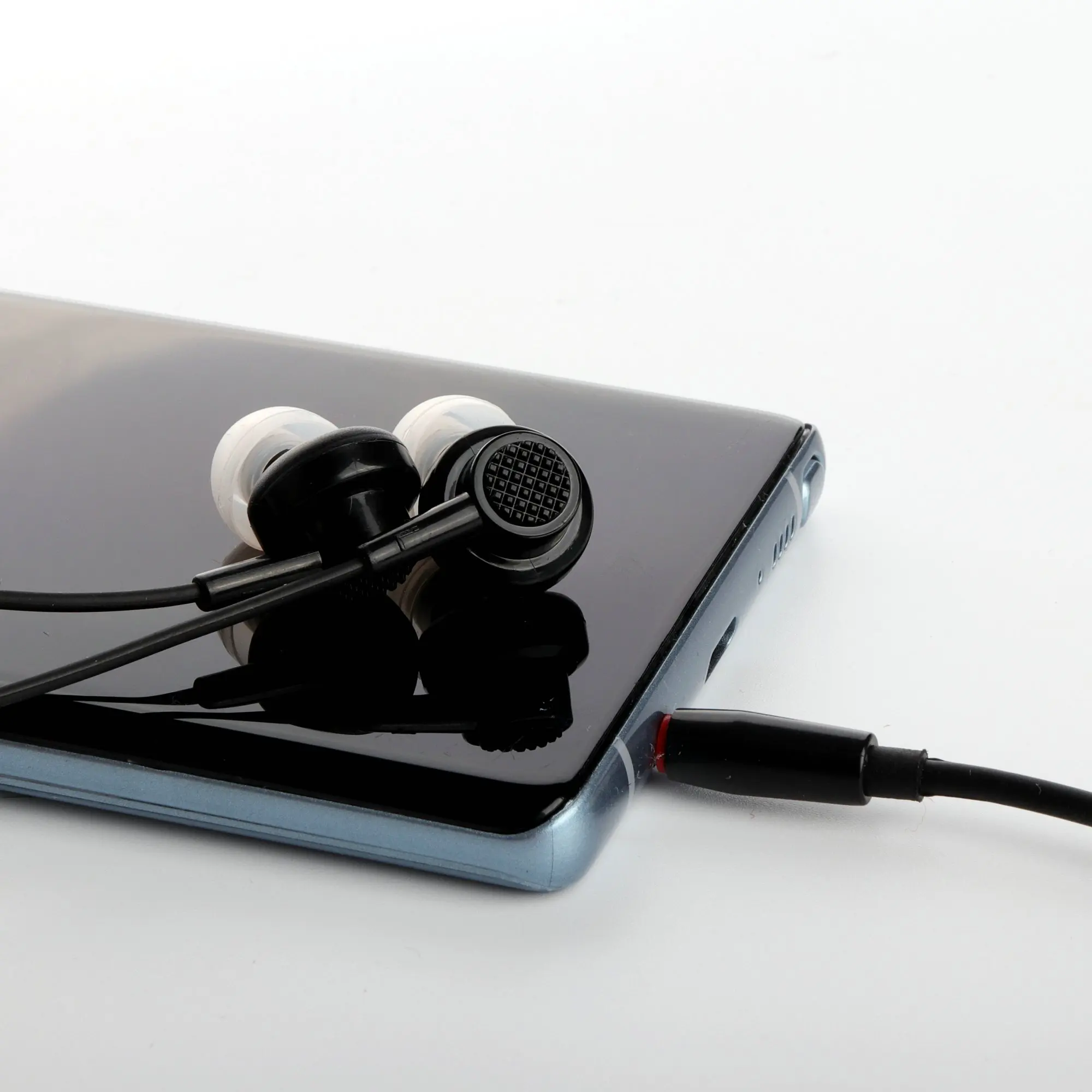 ASPOR DC 3.5mm high fidelity stereo clear treble and deep bass earphone