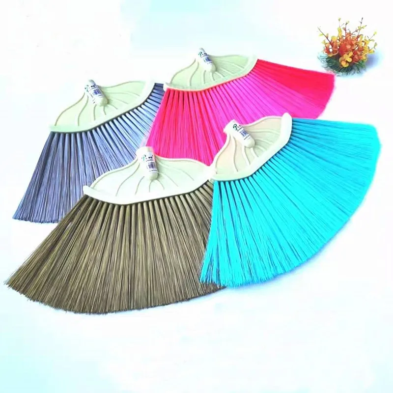 Пластиковая метла для уборки помещений на открытом воздухе с деревянной палочкой метлы в и швабры