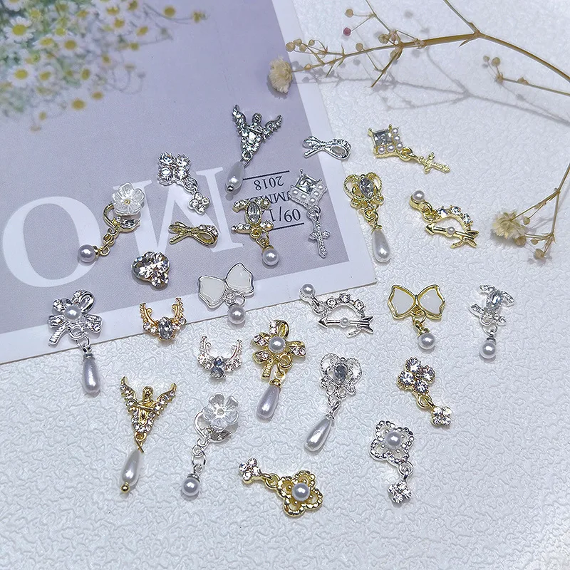 Nail Art Accessories Bowknot Flower Pendant Series 3D Alloy Diamond Nail Decorations