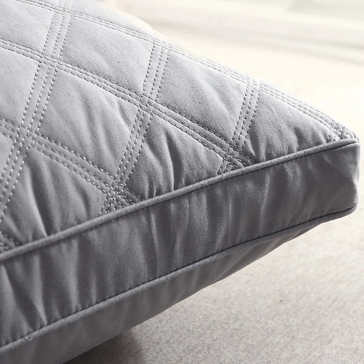 Comfortable sleeping 5 star 100% cotton feather silk Hilton Hotel Pillow