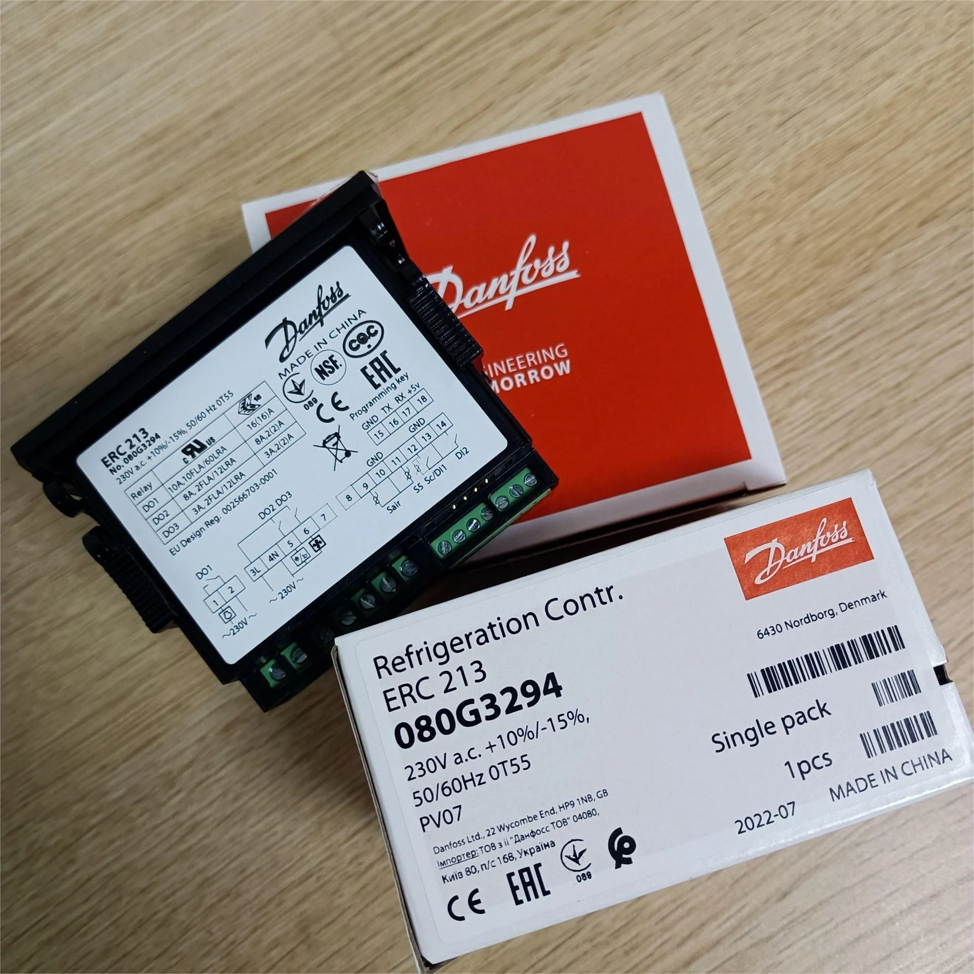 Danfoss electronic refrigeration control 080G3294