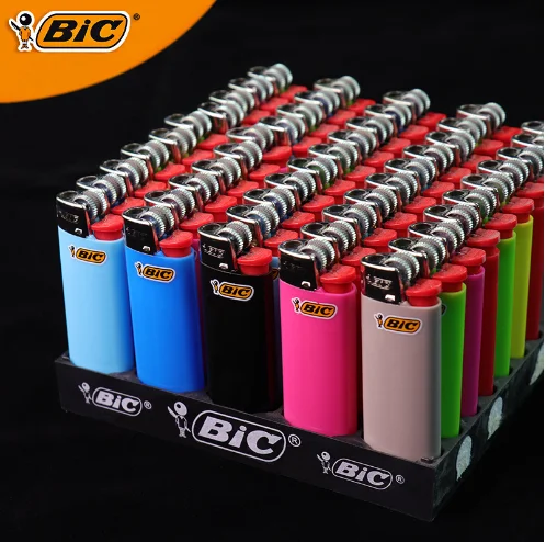 Bright Color Plastic France Import Smoking Cigarette Grinding Wheel Lighters Wholesalers Classic Style
