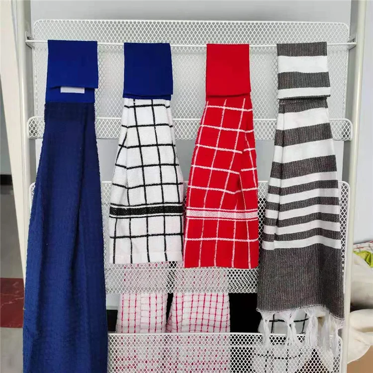 
hanging kitchen clean towel 