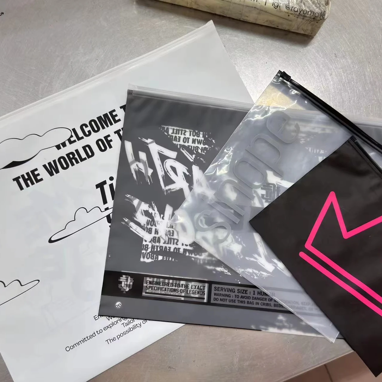 high quality matte white one side frosted bag clothing packaging bags plastic zip lock clear plastic bag with zipper