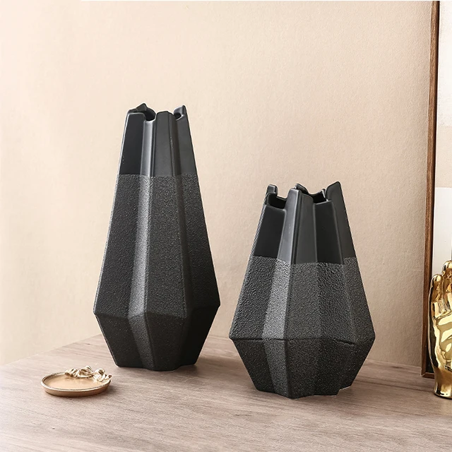 Керамическая ваза в нордическом креативном стиле с неровным дизайном для украшения дома из сушеных цветов