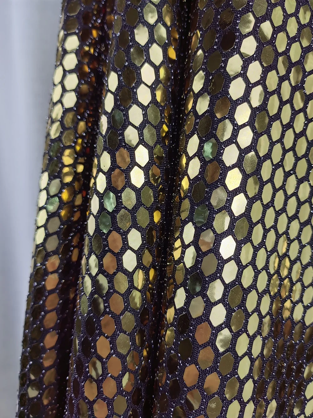 TS-E5028 Hotsale  gold sequin with spandex glitter dot, metallic jersey fabric for fashion dress