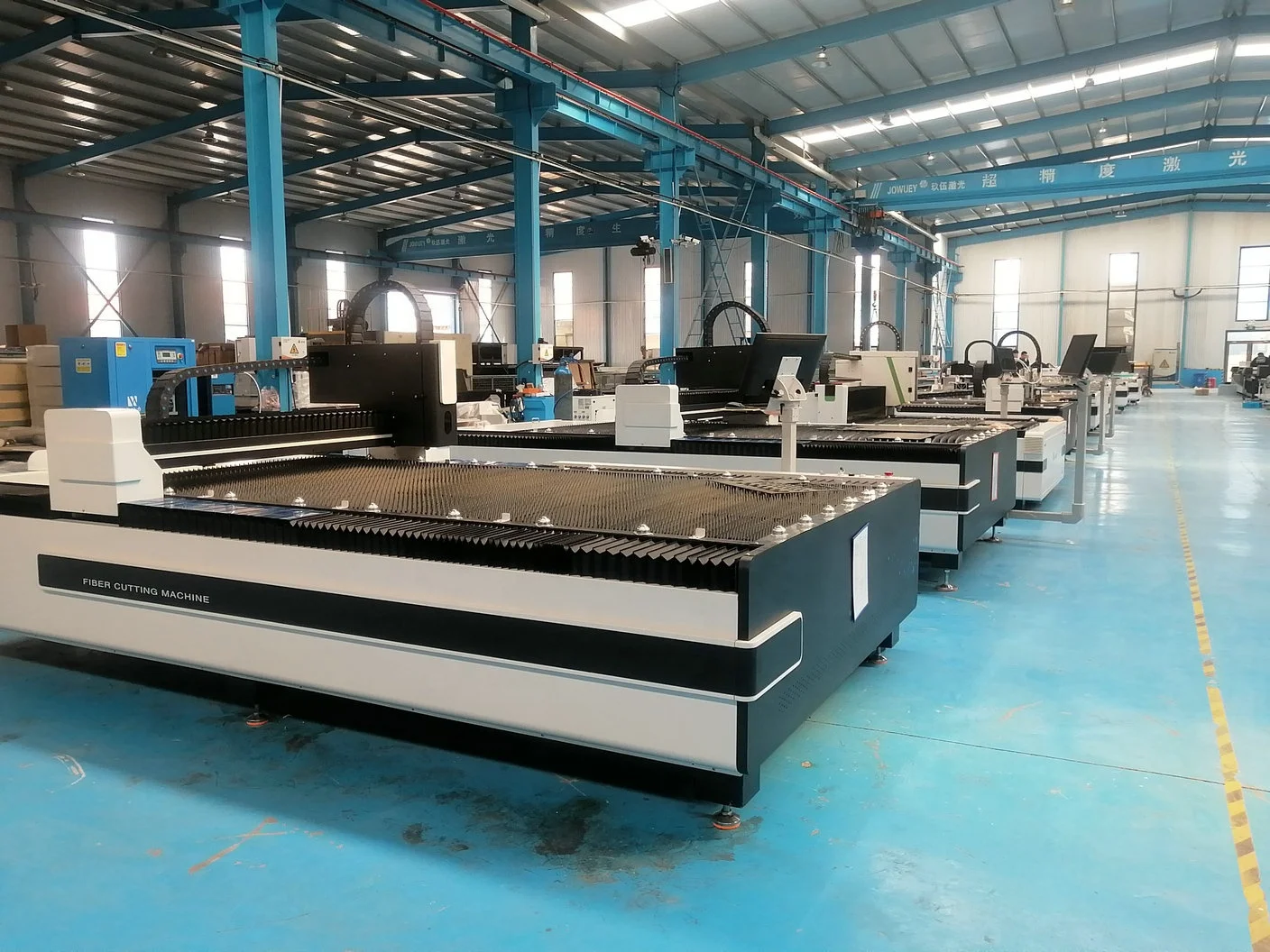 Factory price 4015  3015 1530 3000W  fiber cutting machine cut gold silver brass bronze carbon steel stainless steel metal sheet
