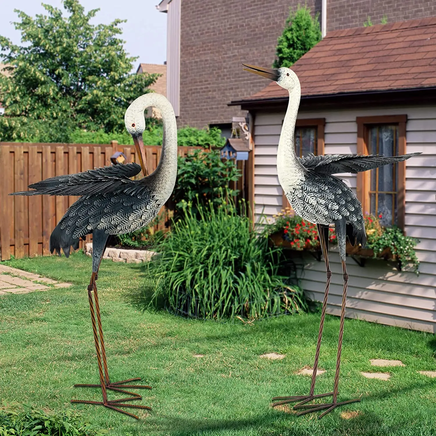 Metal Decor for Outside Standing Cranes Decor Metal Bird Art Lawn Ornaments Large Heron Decoy for Yard Garden Animal
