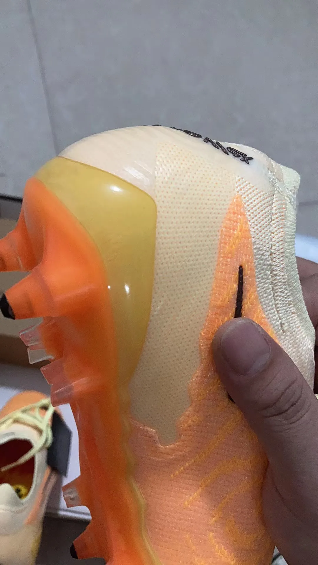 2023 newest brand high ankle mens phantom GX soft ground football soccer shoes cleats SG waterproof football soccer shoes boots